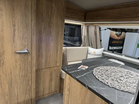 mini Wohnwagen Niewiadow  mit WC N126NT